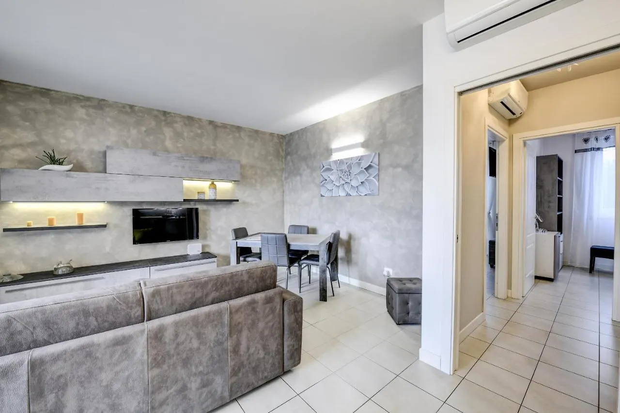 Apartment Appartamento Lonato Belvedere